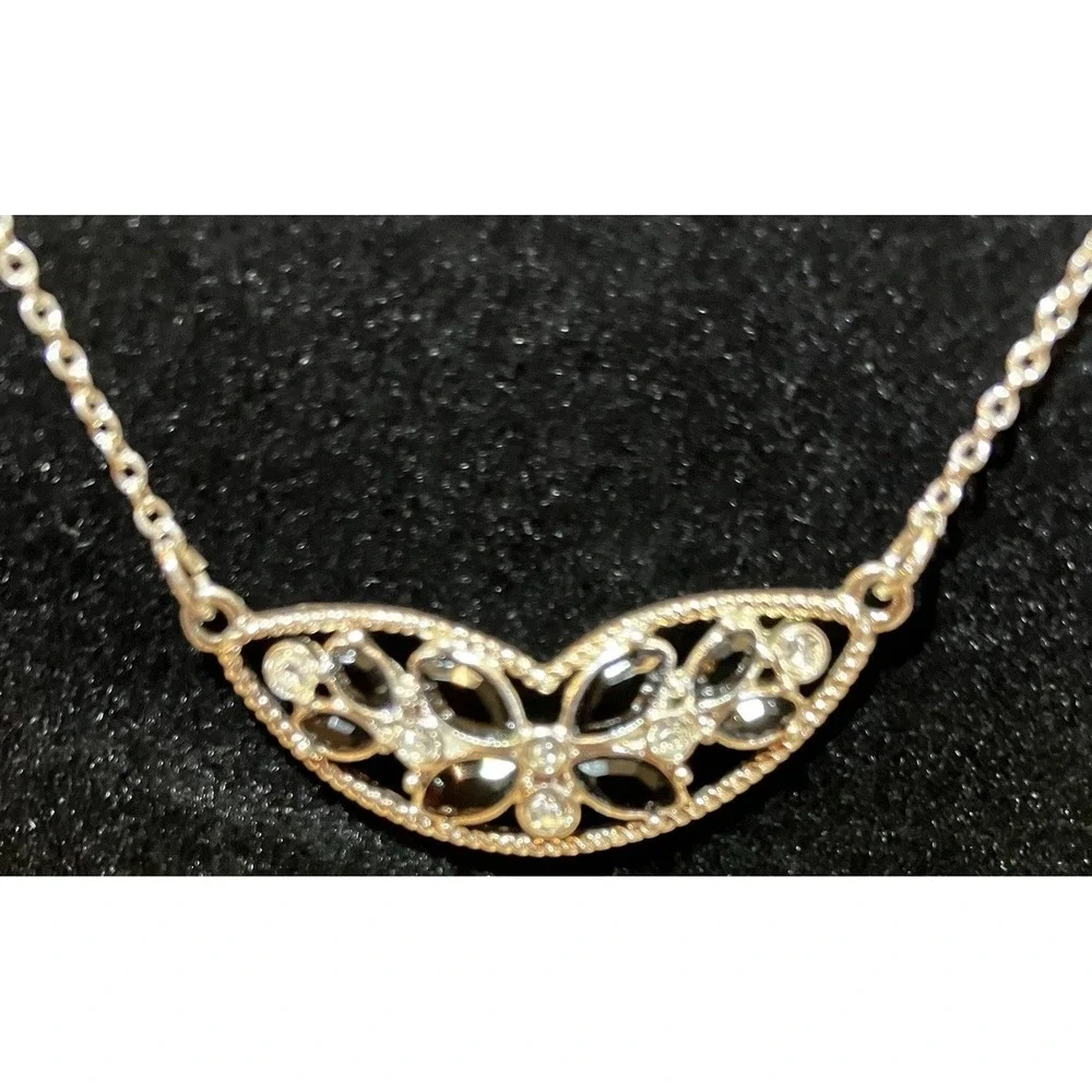 Avon nrt vintage